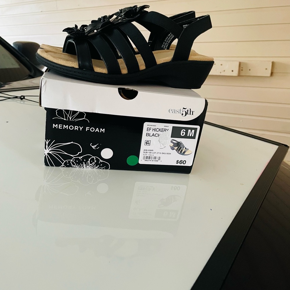 East 5th Black Strappy Sandals